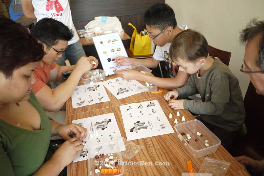 BricksBen - Build It With LEGO at The Broers Cafe - 1